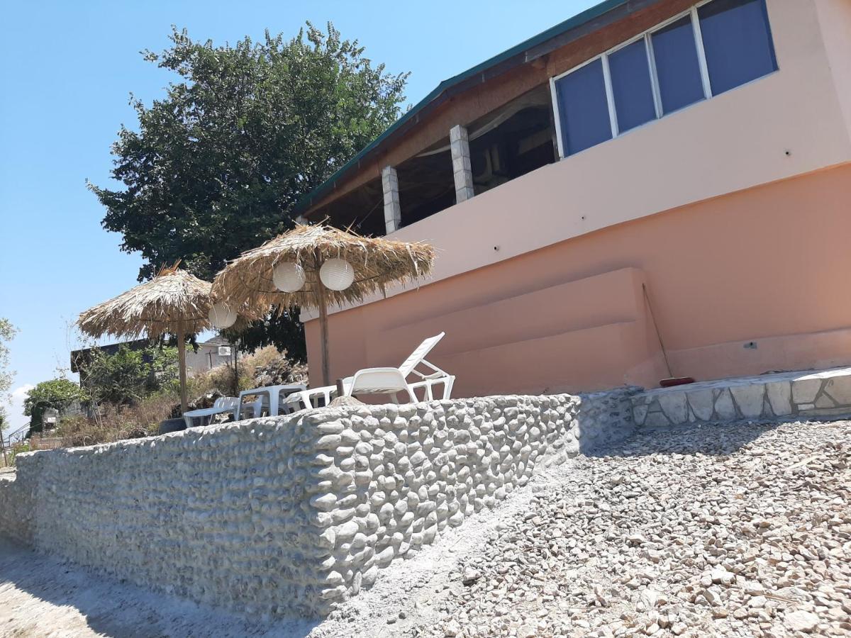 Skadar Lake House เวียร์ปาซาร์ ภายนอก รูปภาพ