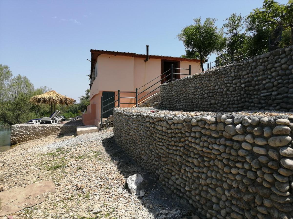 Skadar Lake House เวียร์ปาซาร์ ภายนอก รูปภาพ